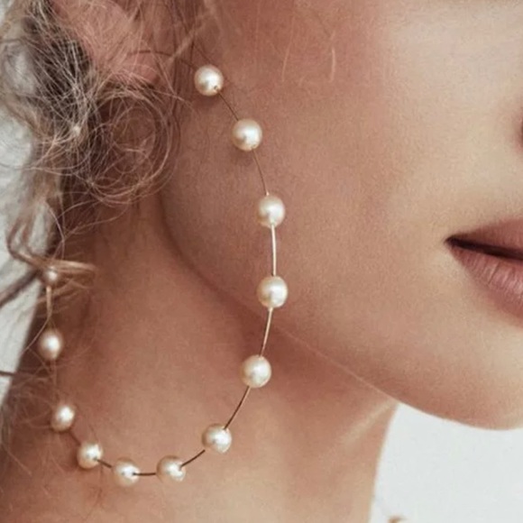 Gold Tone Exaggerated Large Hoop Earrings With White Faux Pearls 4.5in - Picture 4 of 12